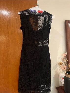 VENUS Black Lace Midi Sheath Dress